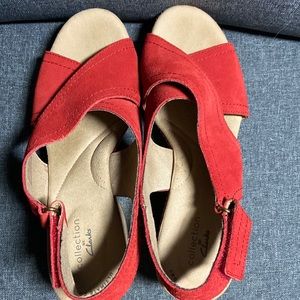 Clarks 8 wide red suede leather artisan cork wedge sandals.